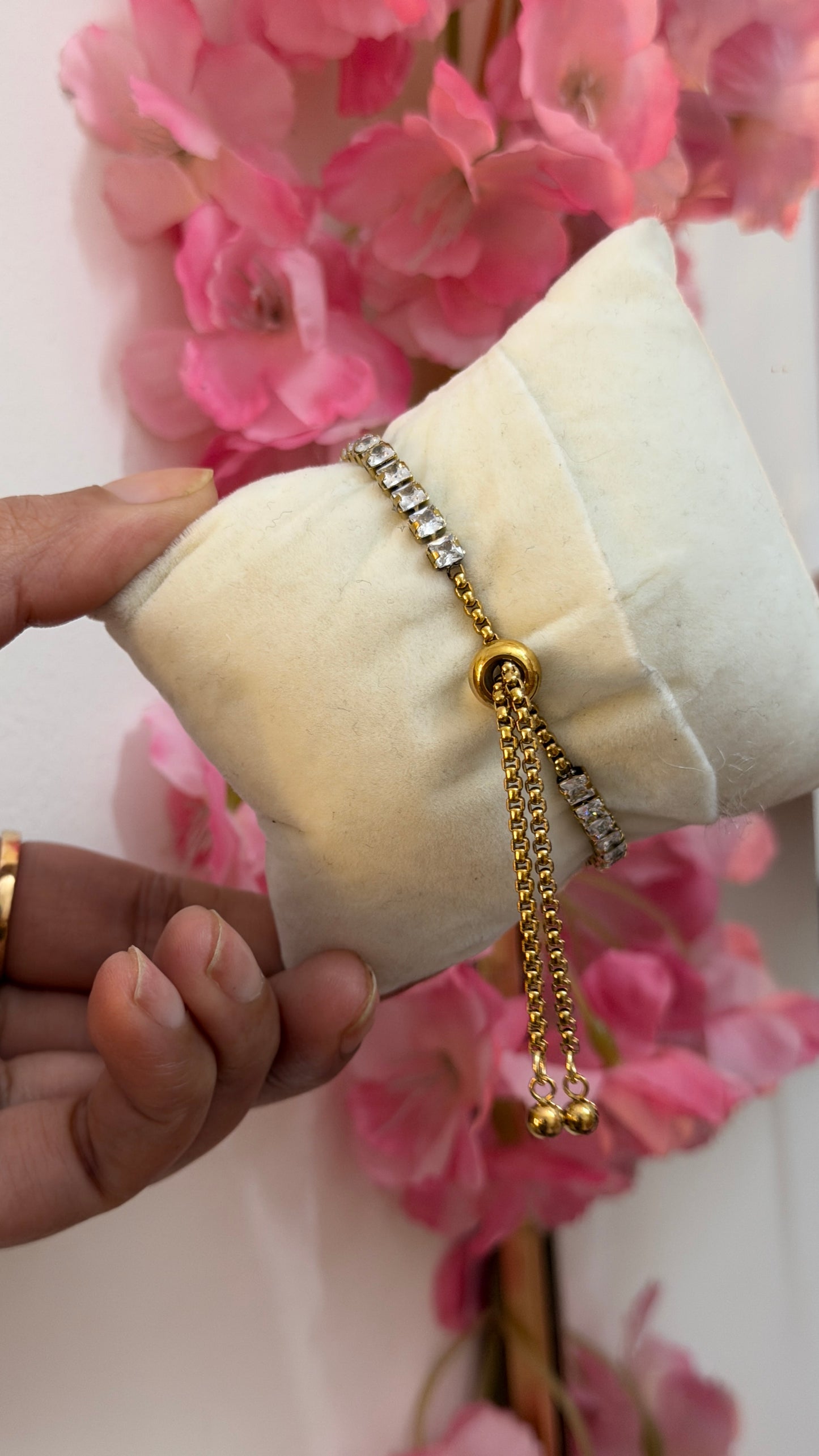 Adjustable tennis Bracelet square stone