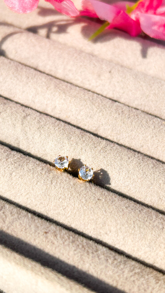 Flat back mini solitaire studs