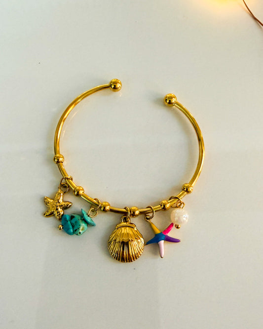 Ocean charm thin wrist/ baby size bracelet