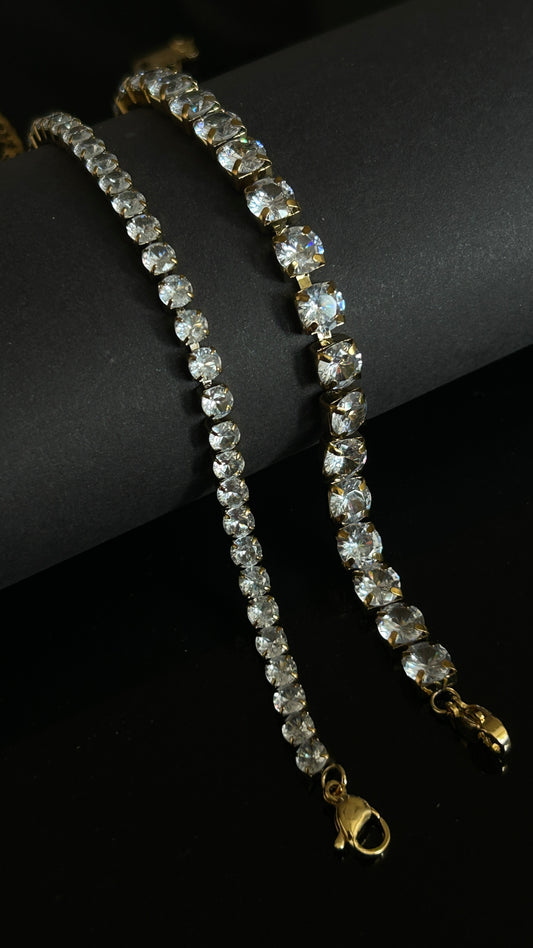 Round stone tennis bracelet
