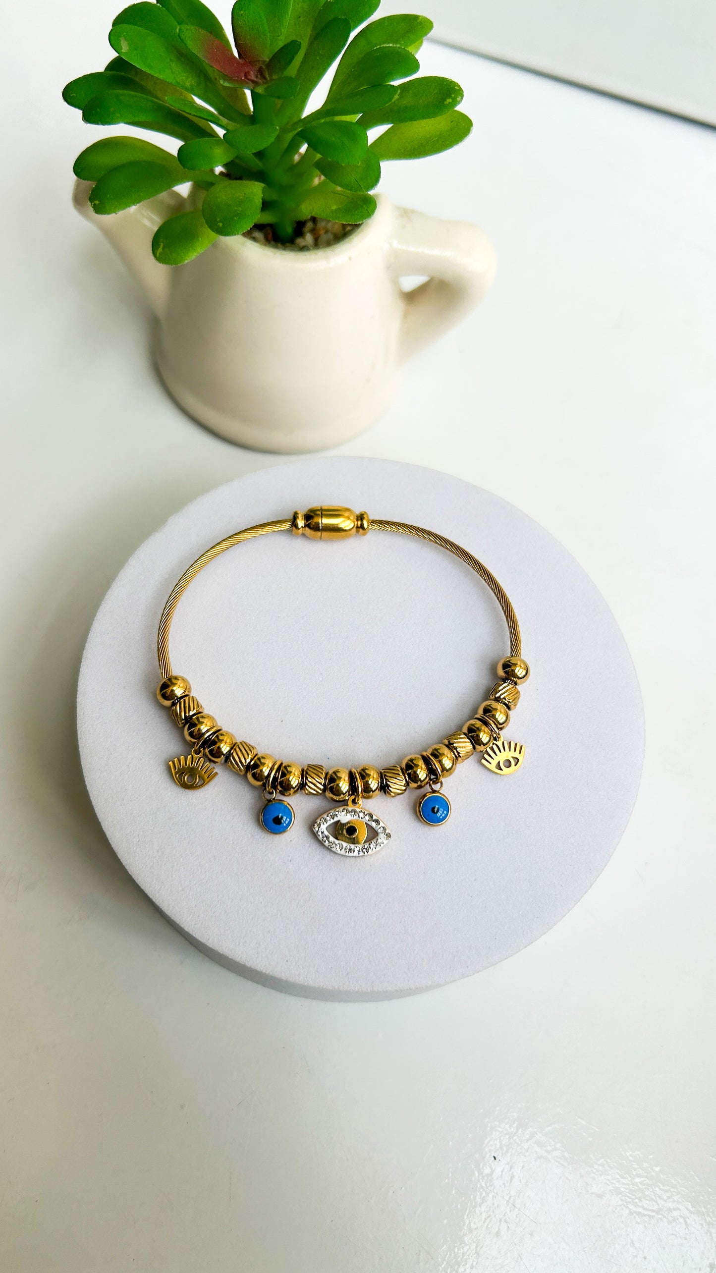 Cute evil eye charm bracelet