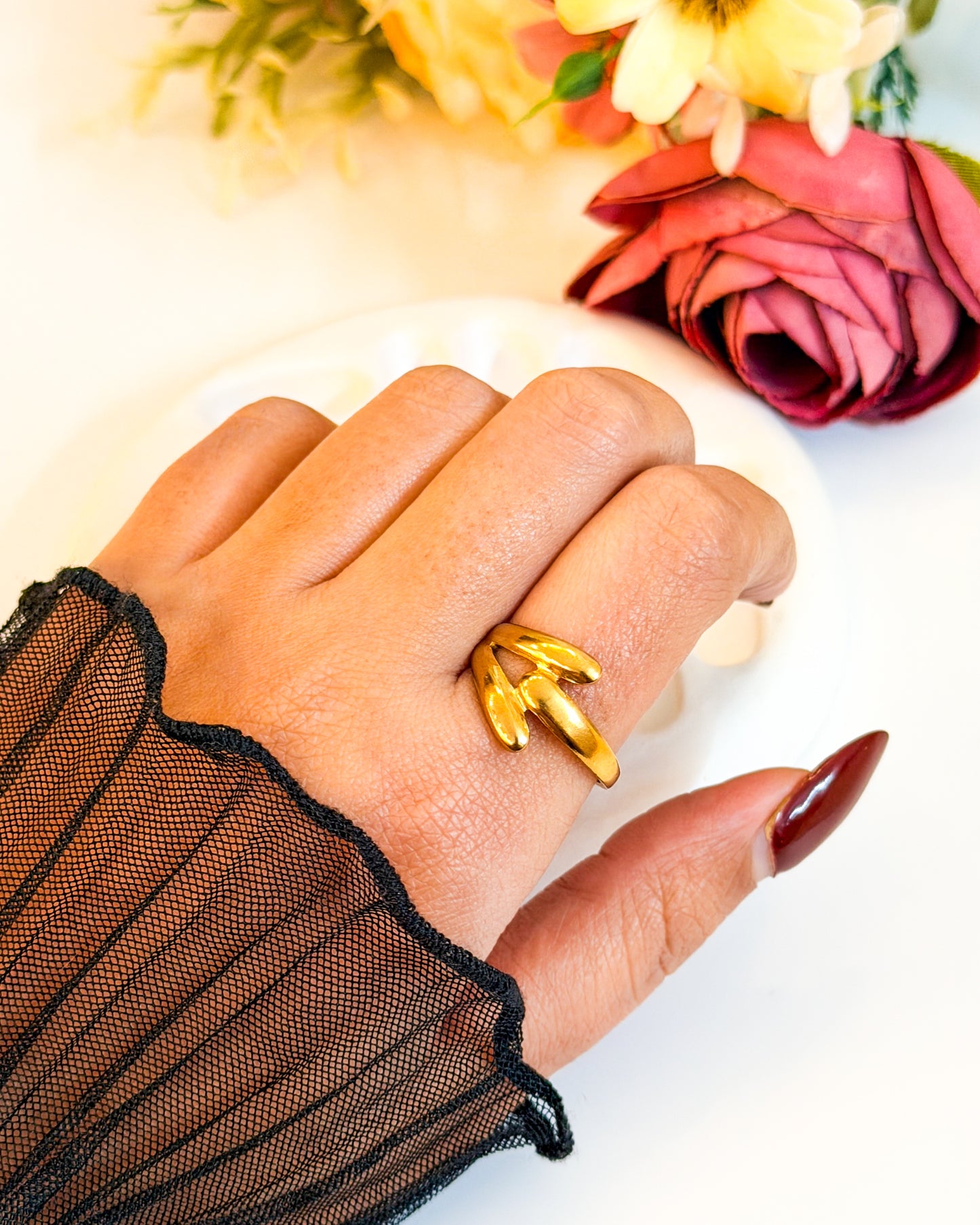 Intersection ring Adjustable ring