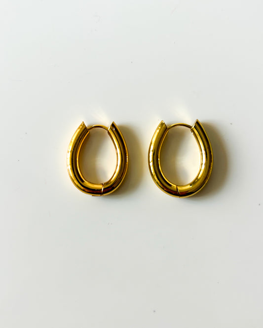Chunky oval hoops