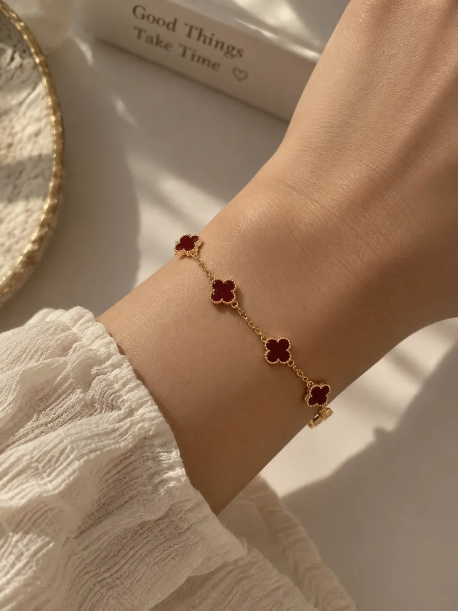 Mini burgundy clover chain bracelet