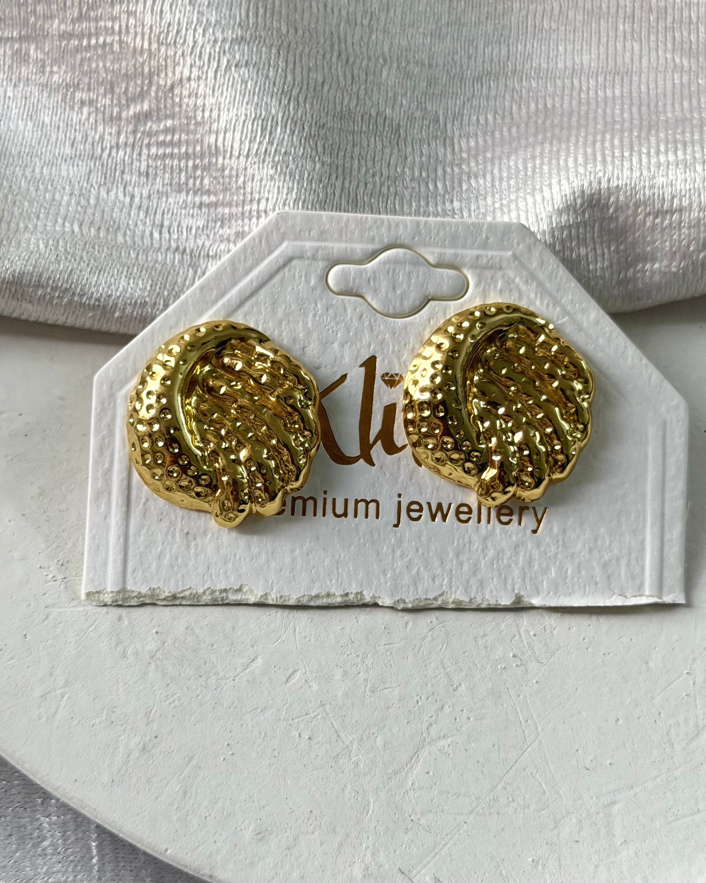 Mood statement earring