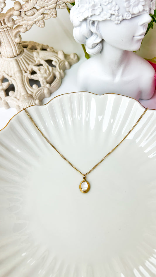 White stone necklace