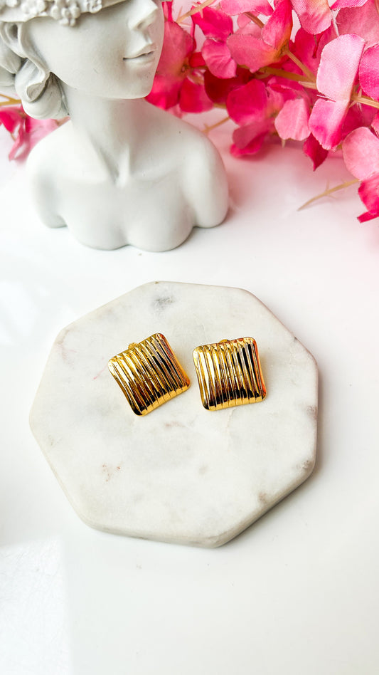 Patterner rectangular studs