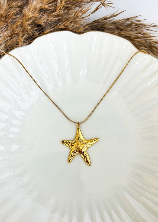 Viral starfish necklace