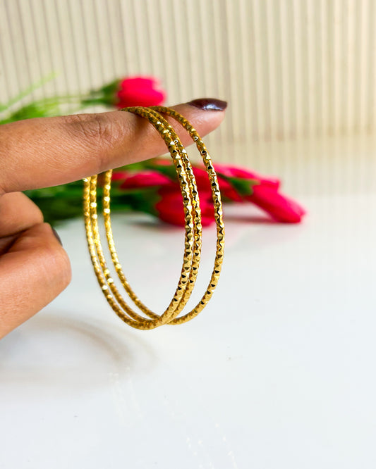 Bangle set ( size 2.6)