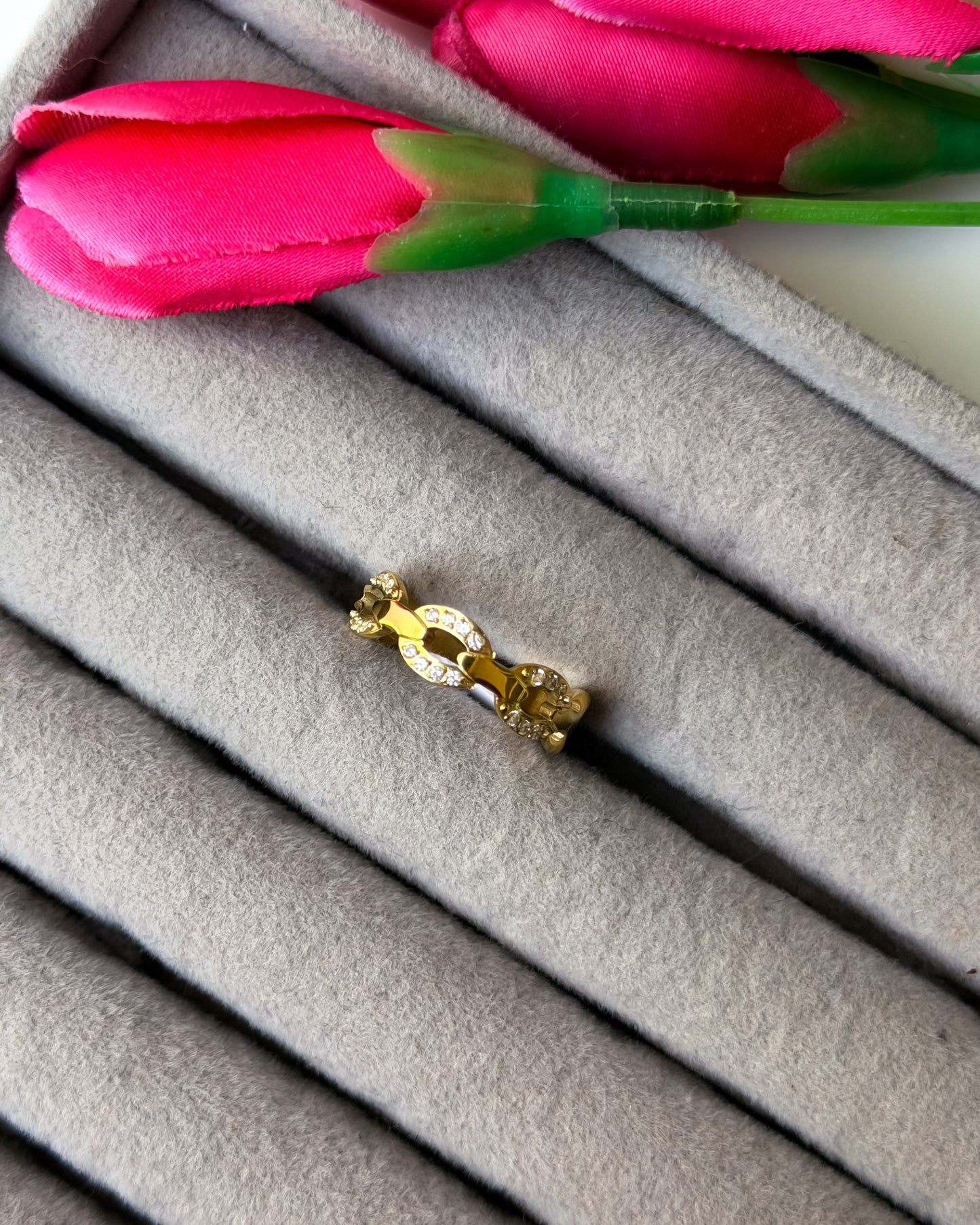 Studded premium link ring