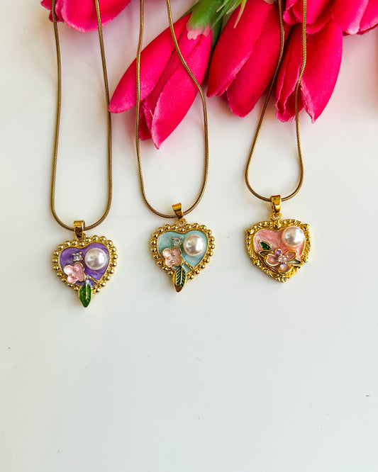 Vintage heart necklace