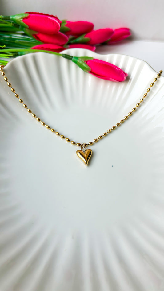 Bubbly chain point heart necklace