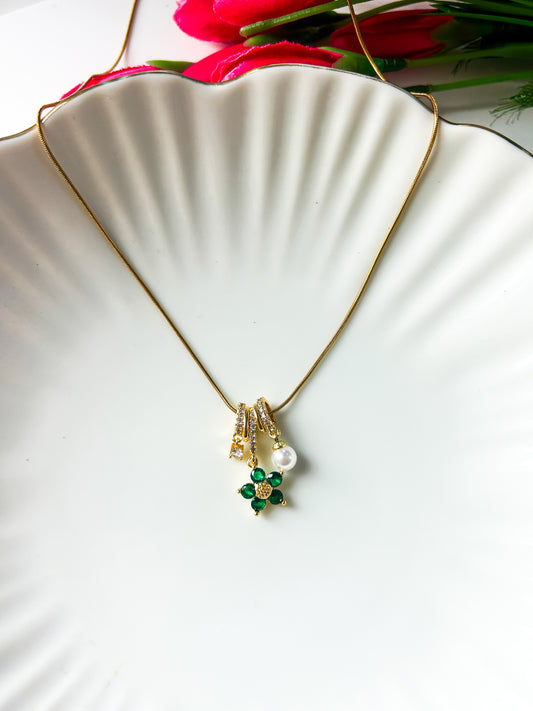Green flower ring charm necklace