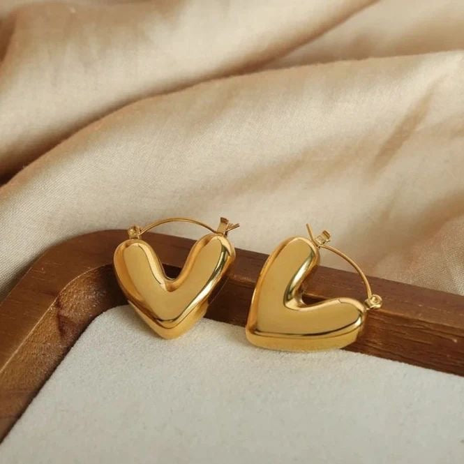 Chunky heart hoops
