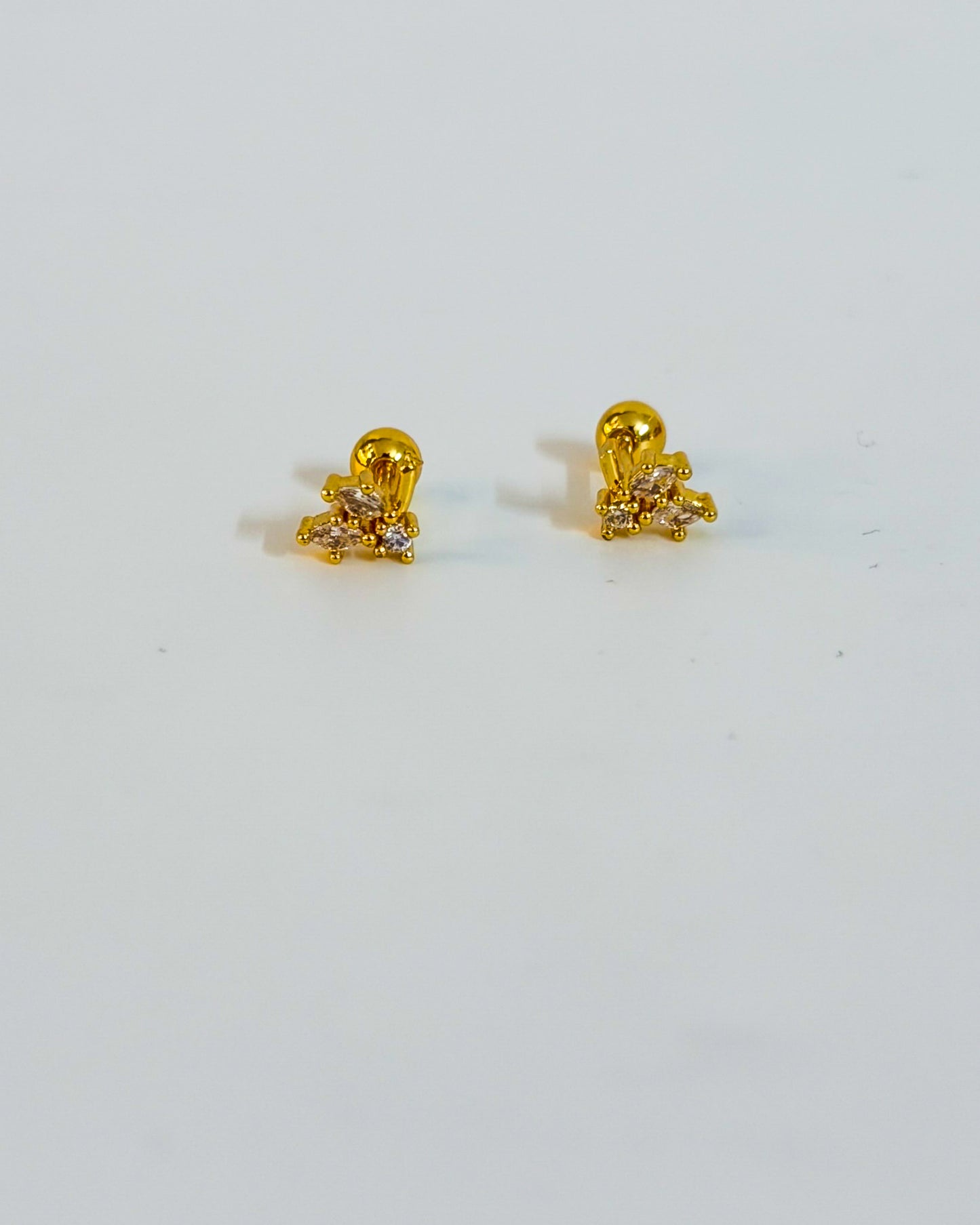 Leafy ball back studs