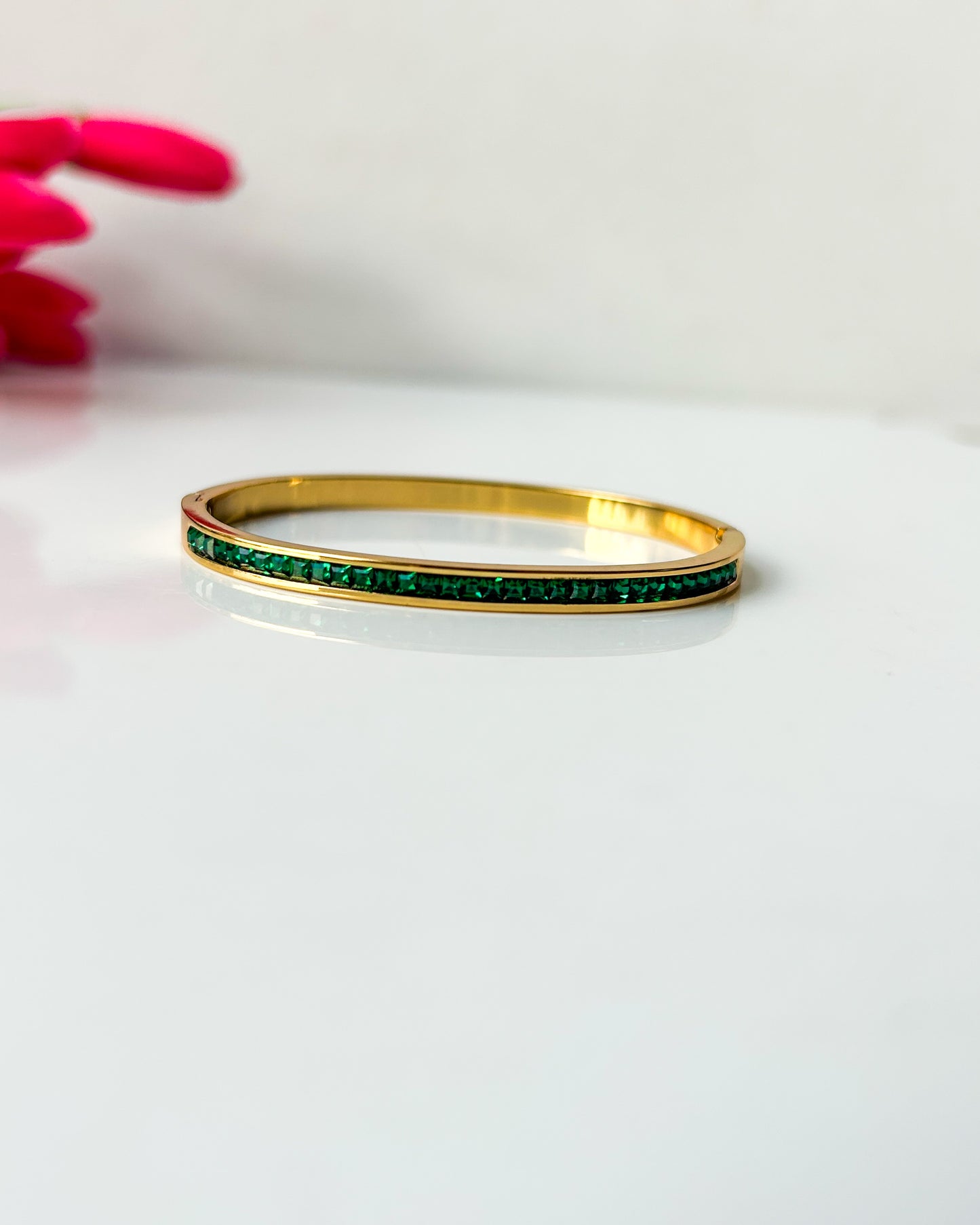 Green stone bracelet