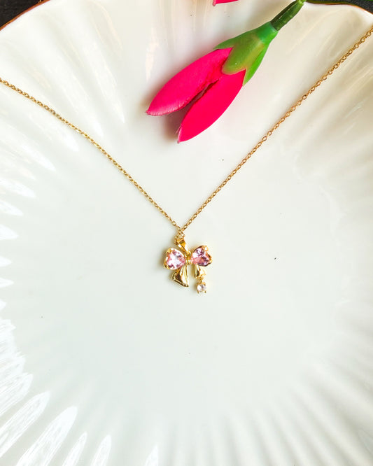 Heart bow necklace