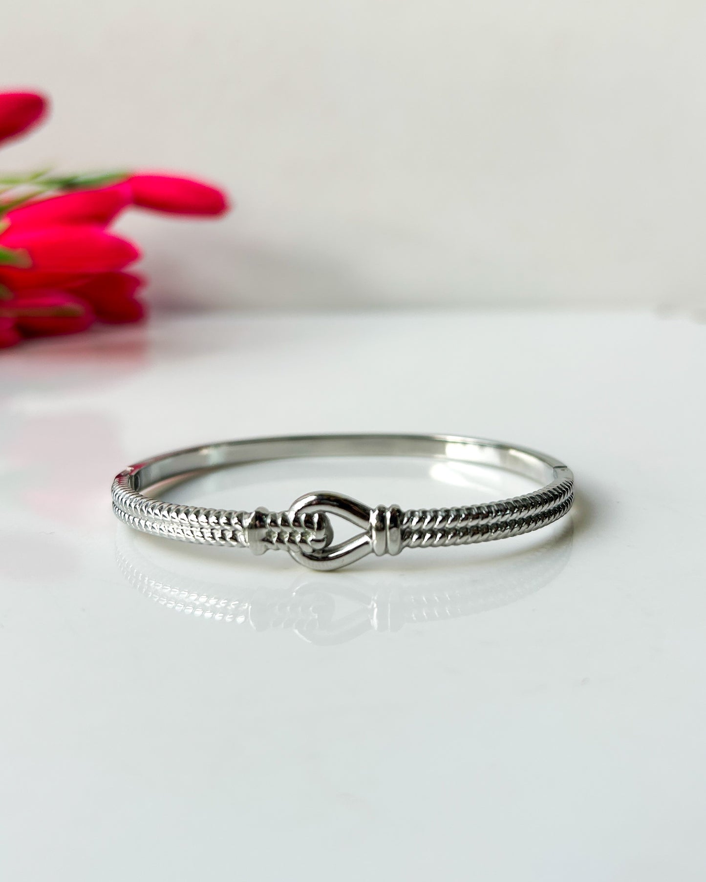 Silver knot bracelet