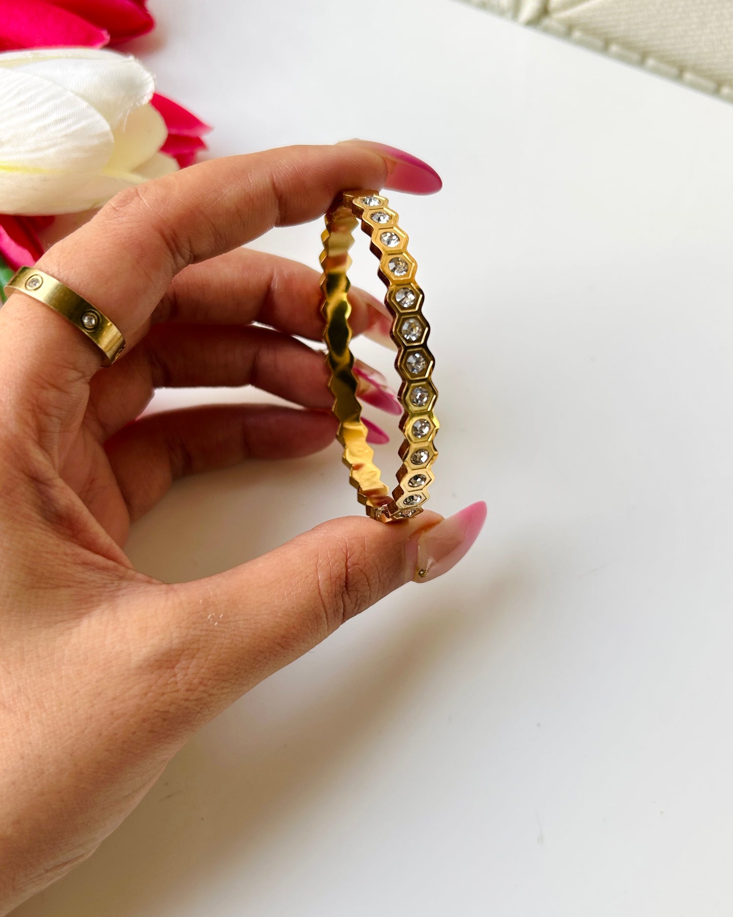 Studded honeycomb thin wrist bracelet
