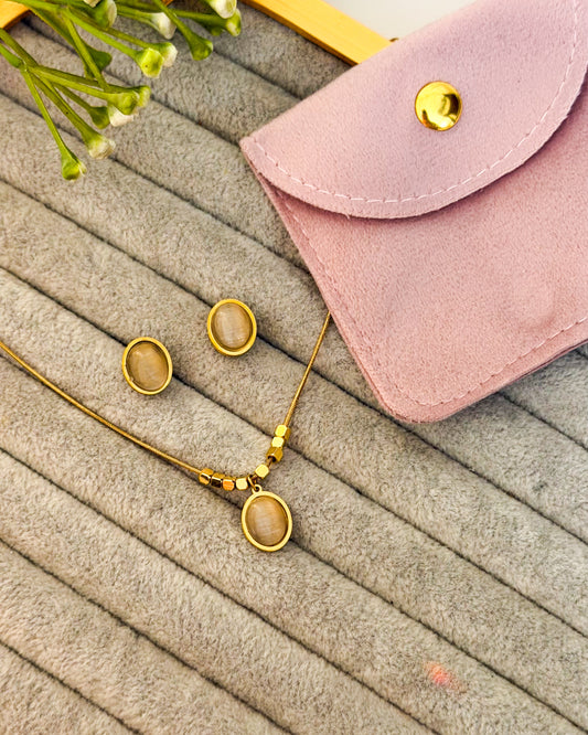 Beige colour combo with pouch