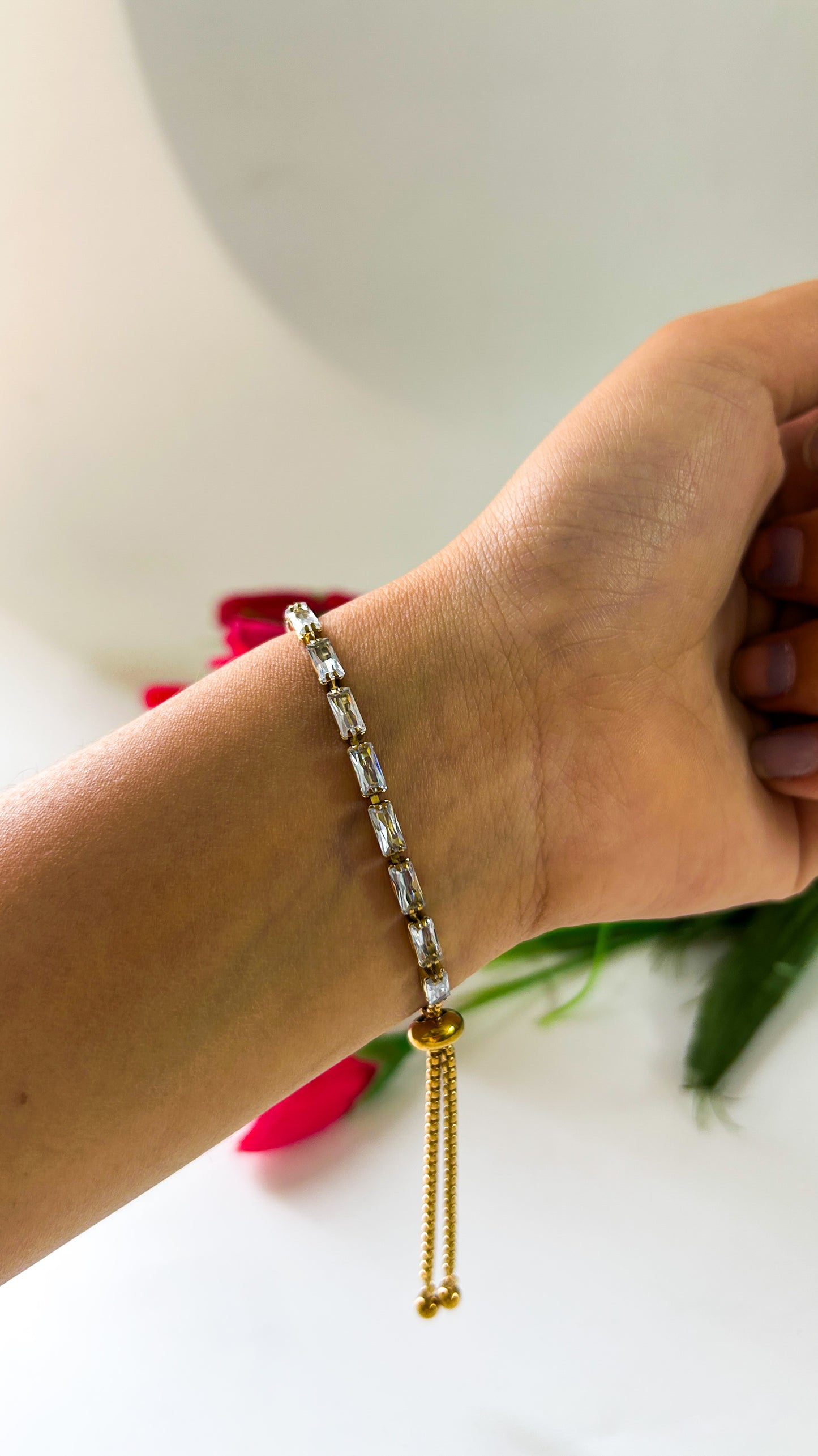 Classic tennis adjustable bracelet