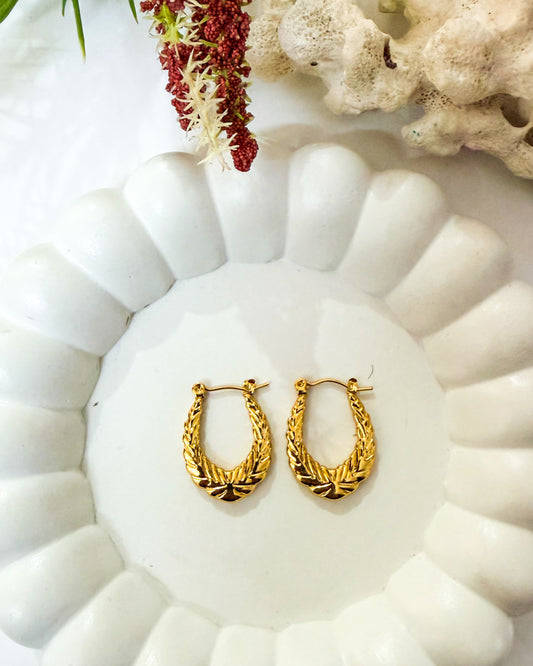 Elongated leafy pattern hoops