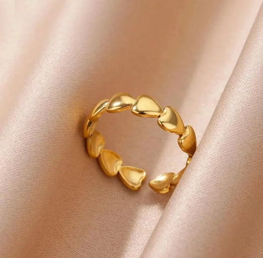 Connect heart ring