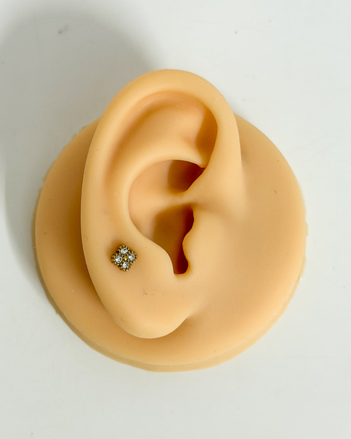 Mini clover ballback studs (Ss)
