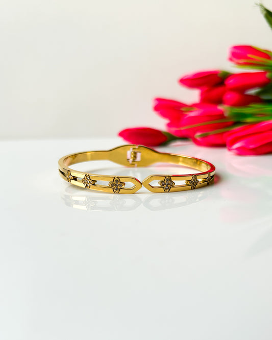 Designer clover bracelet