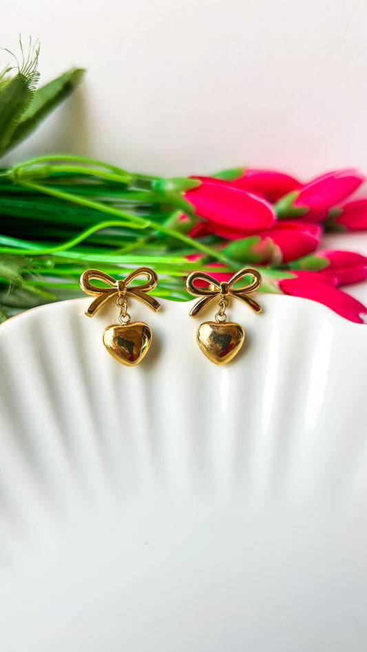 Bow hanging heart earrings