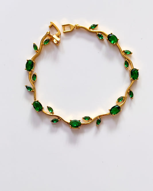 Green tulip bracelet