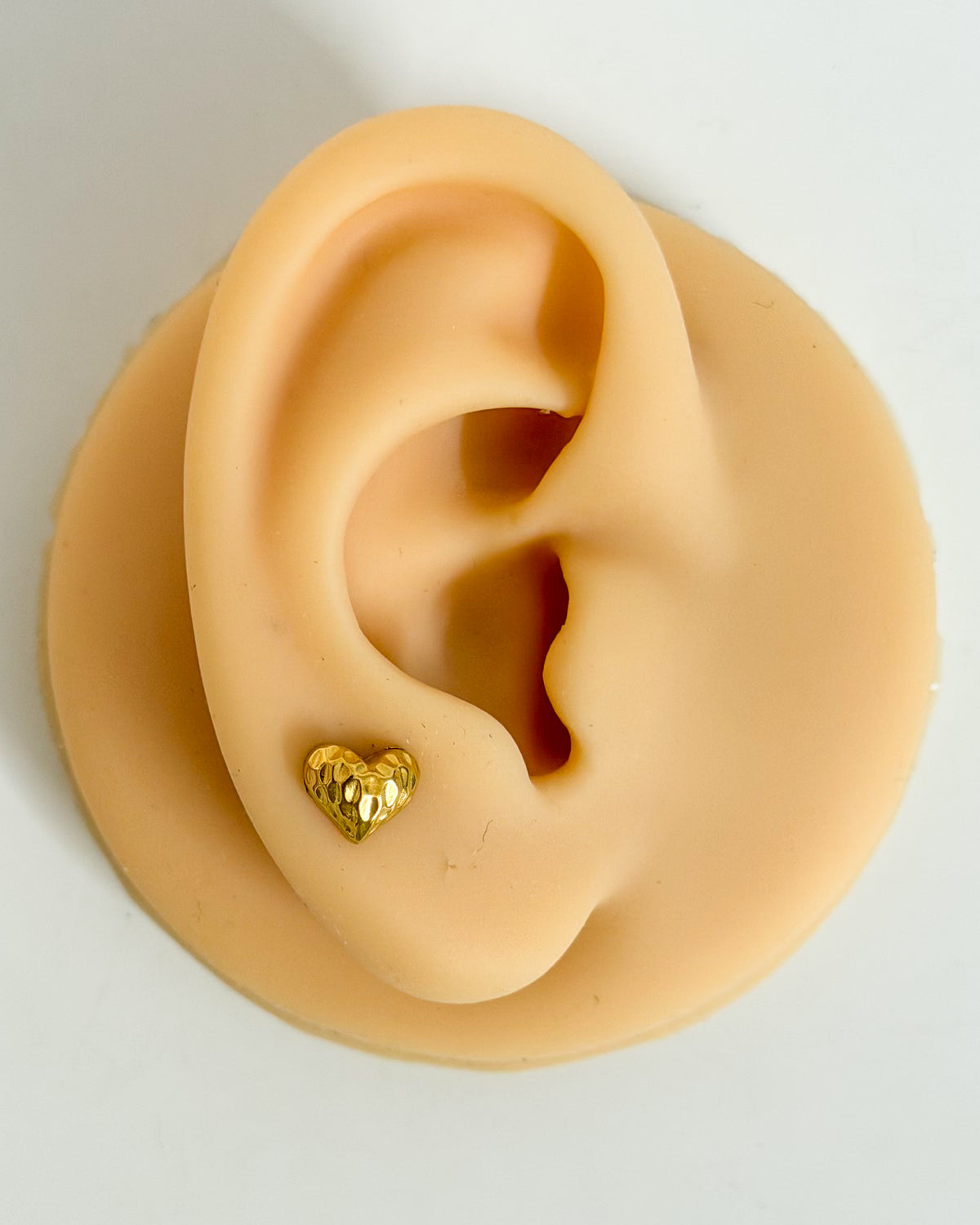 Puffed heart ballback studs (Ss)