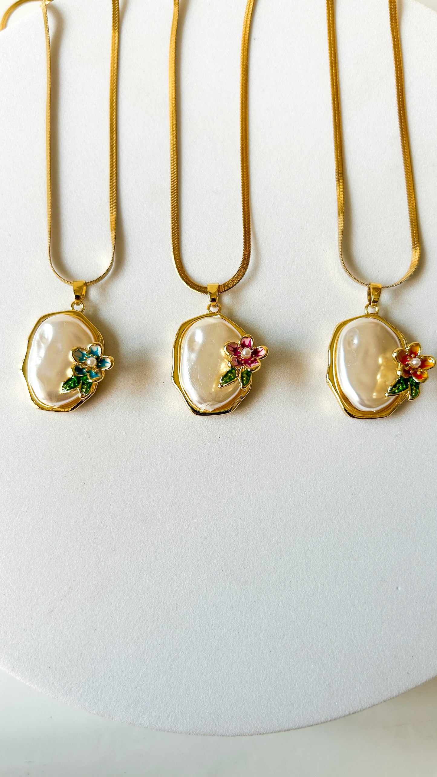 Summer fresh Floral Necklace