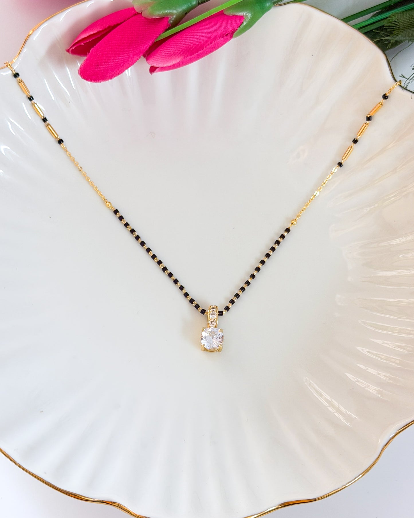 Round stone mangalsutra