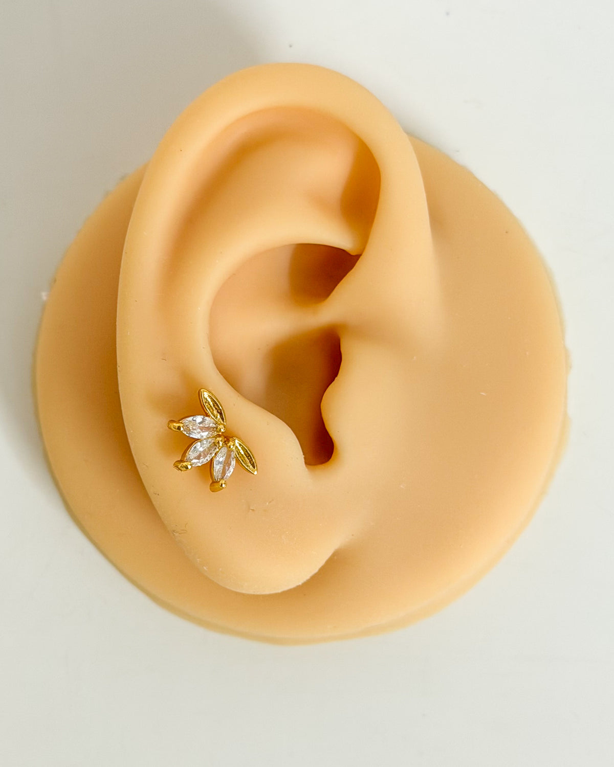 Studded leafy ballback studs