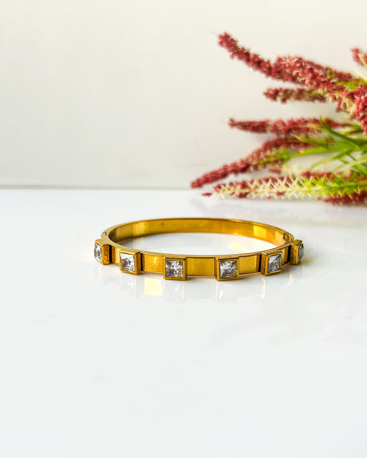 Square stone bracelet