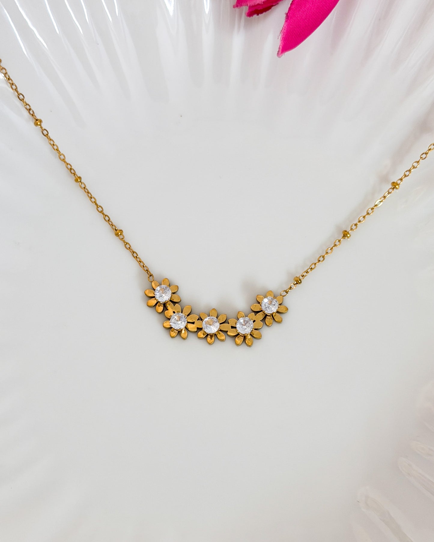 Cluster of flower necklace