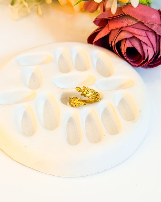 Leaf wrap Adjustable ring