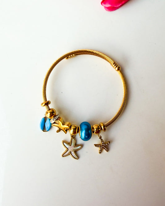 Starfish charm bracelet