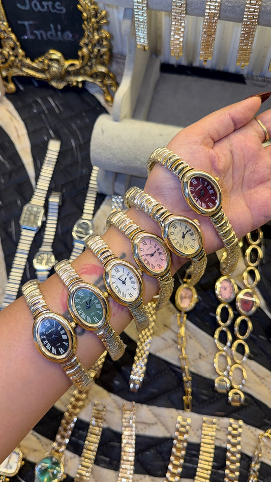 Viral Classic oval watch