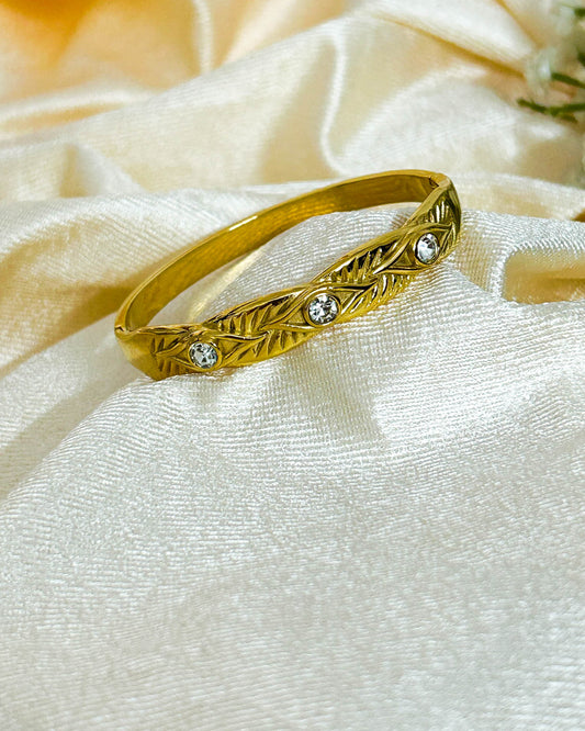 Three stone designer bracelet