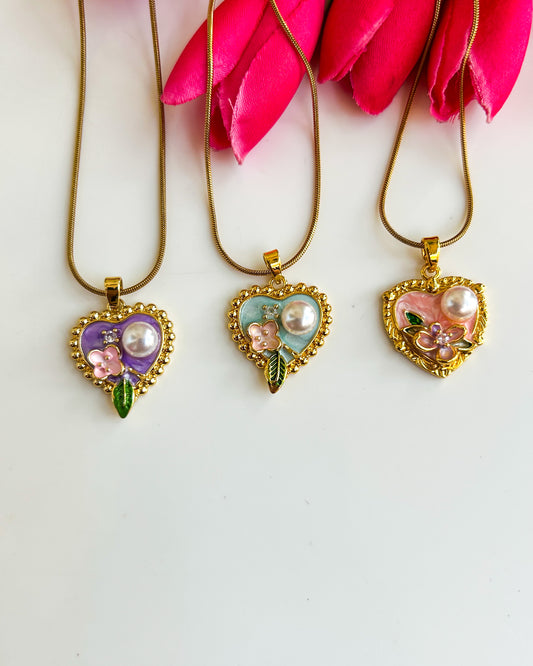 Vintage heart necklace