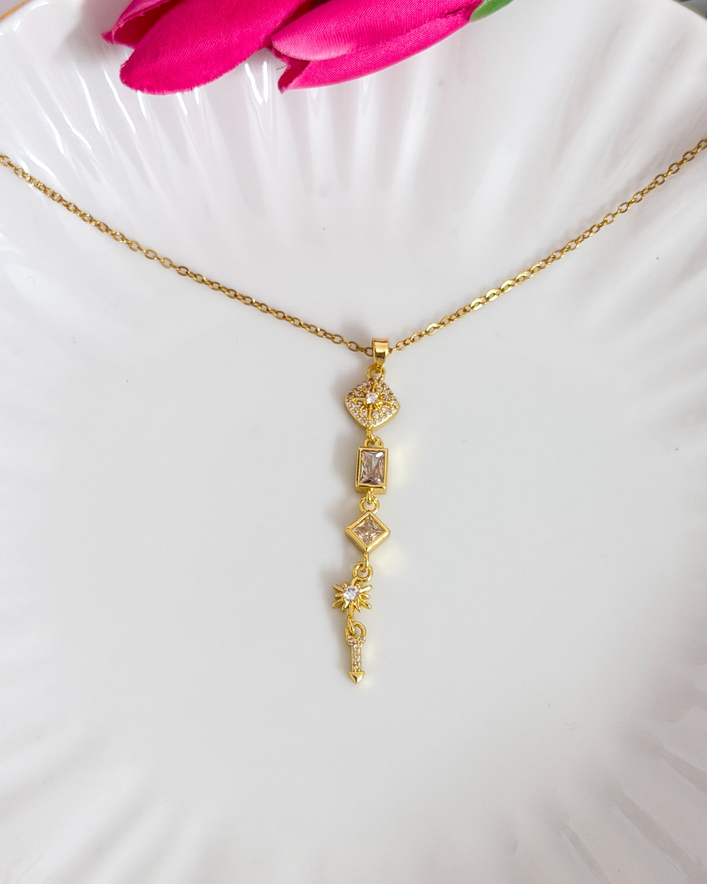 studded Hanging necklace