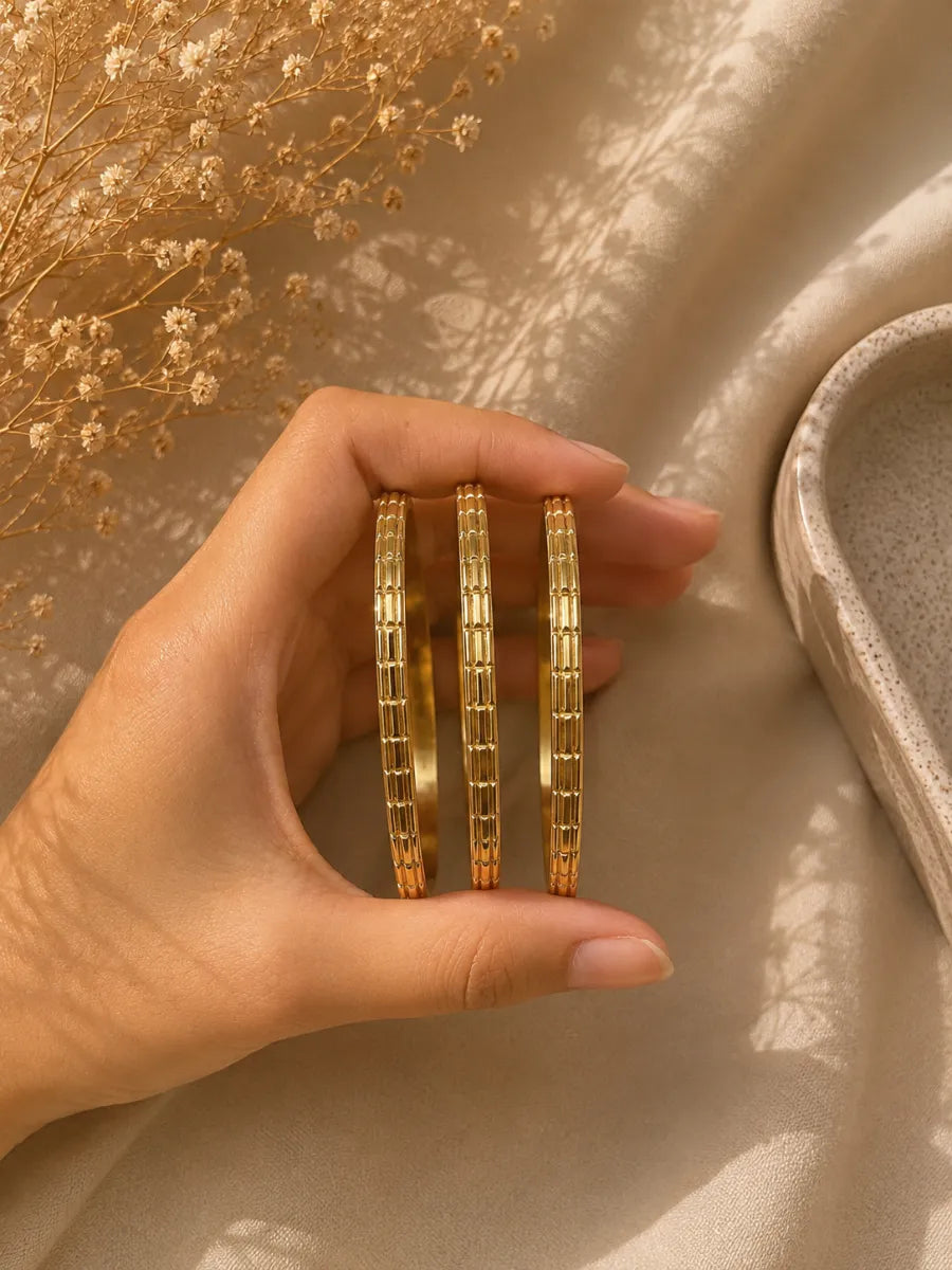 Designer bangles set of 3 ( diameter 6cm approx , size 2.4 to 2.6)