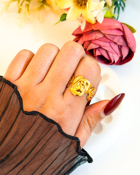 Rose band adjustable ring