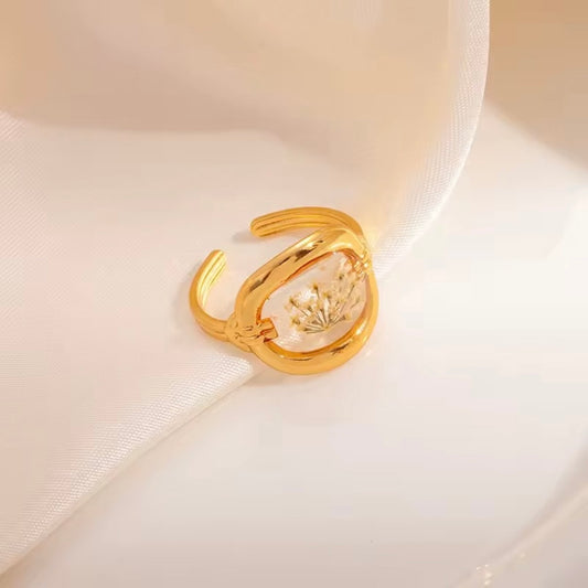 Wild flower resin adjustable ring
