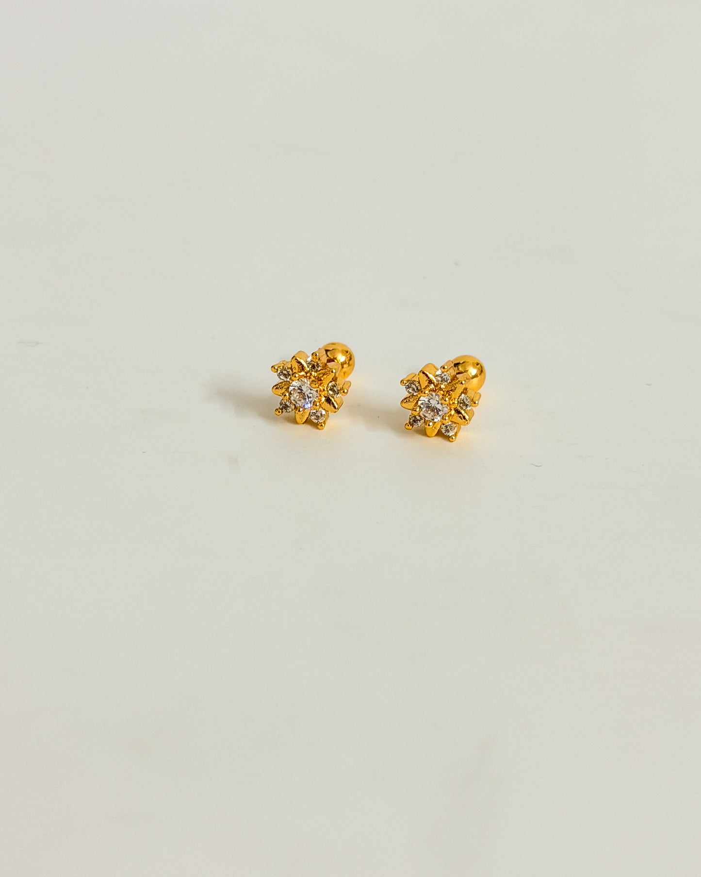 Star of awn ball back studs