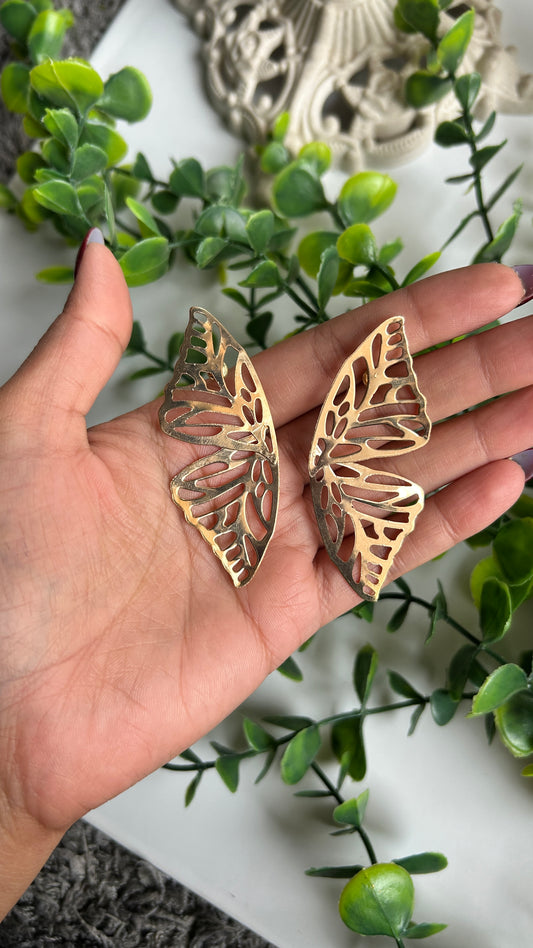 Viral Butterfly studs