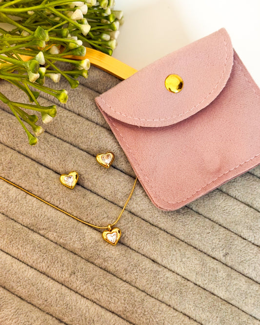 White stone heart necklace combo with pouch
