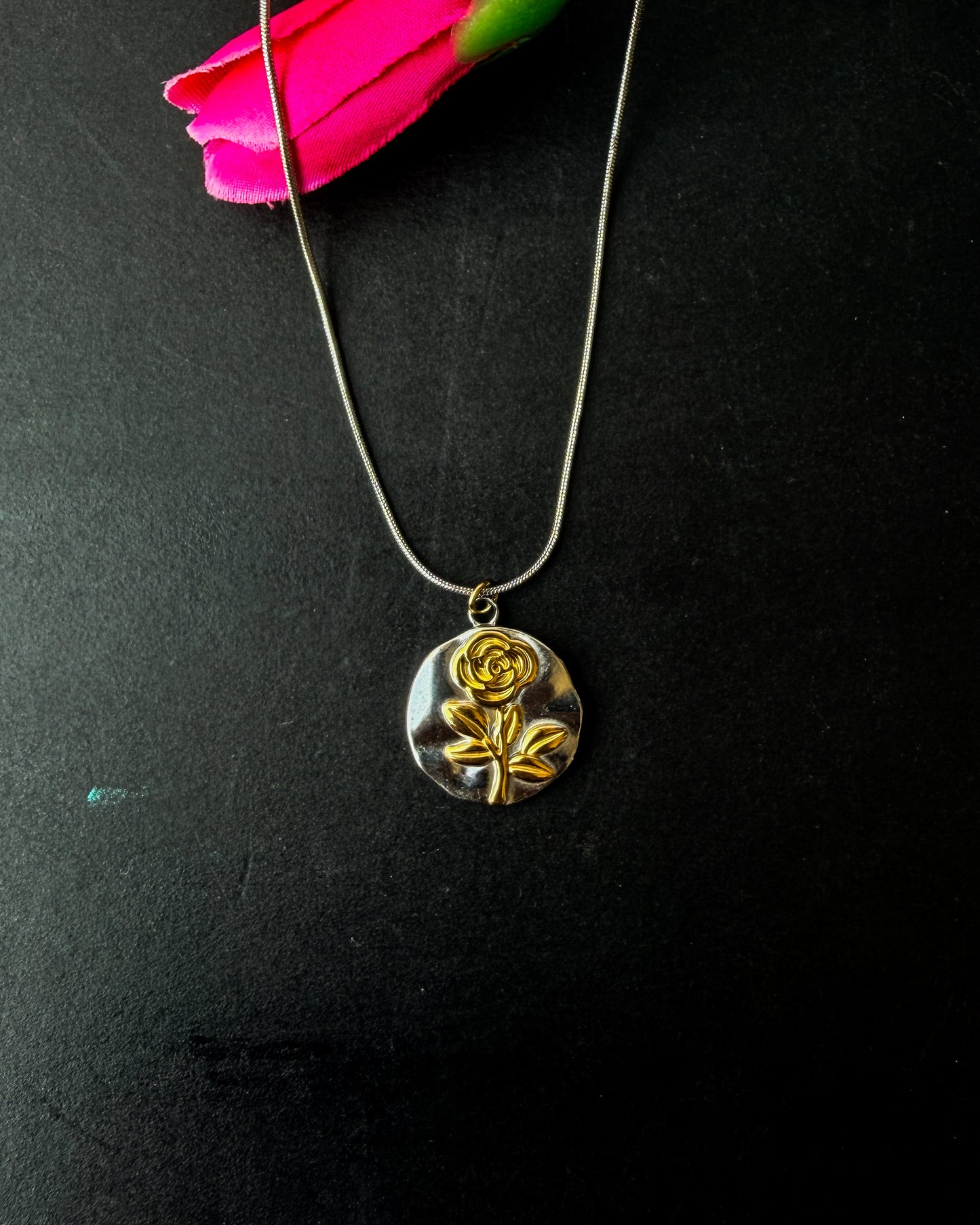 Rose dual tone necklace